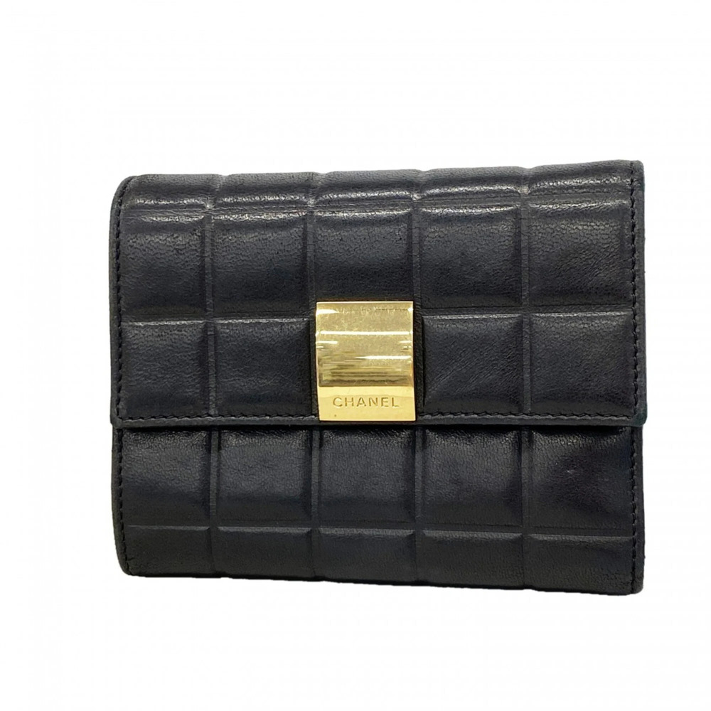 CHANEL Authentic Black Lambskin Leather Wallet